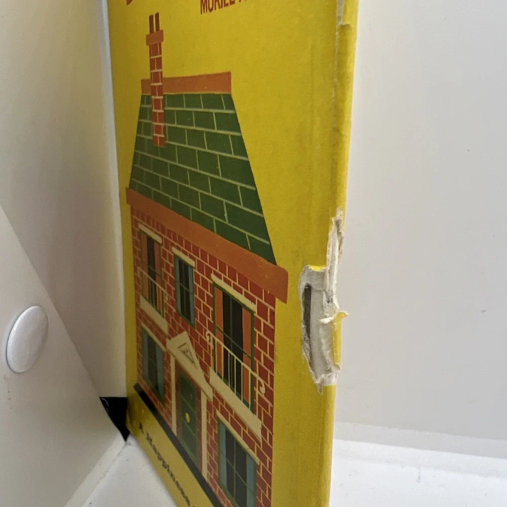 1969 The Doll‎ House By Muriel Ray Hard Cover Book